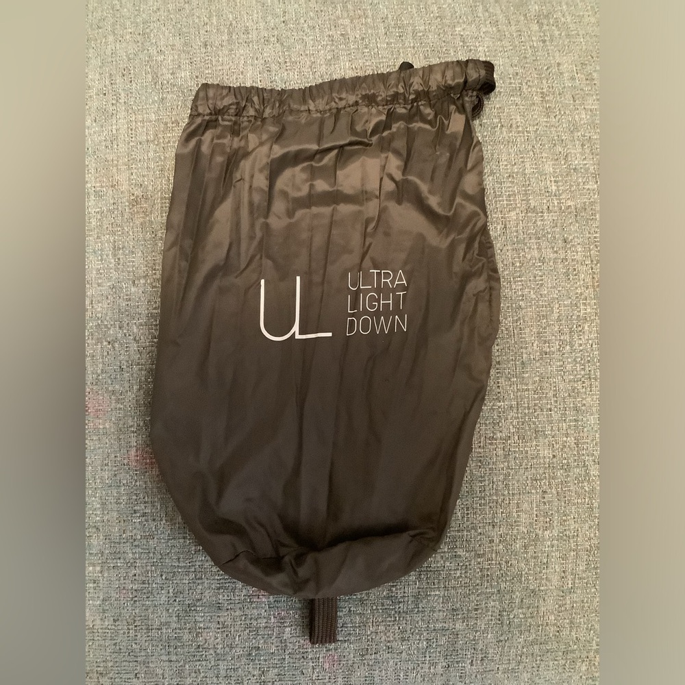 Uniqlo ultra light down jacket pouch bag carrier brown accessory